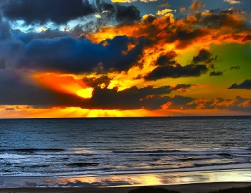 Zonsondergang strand Julianadorp
